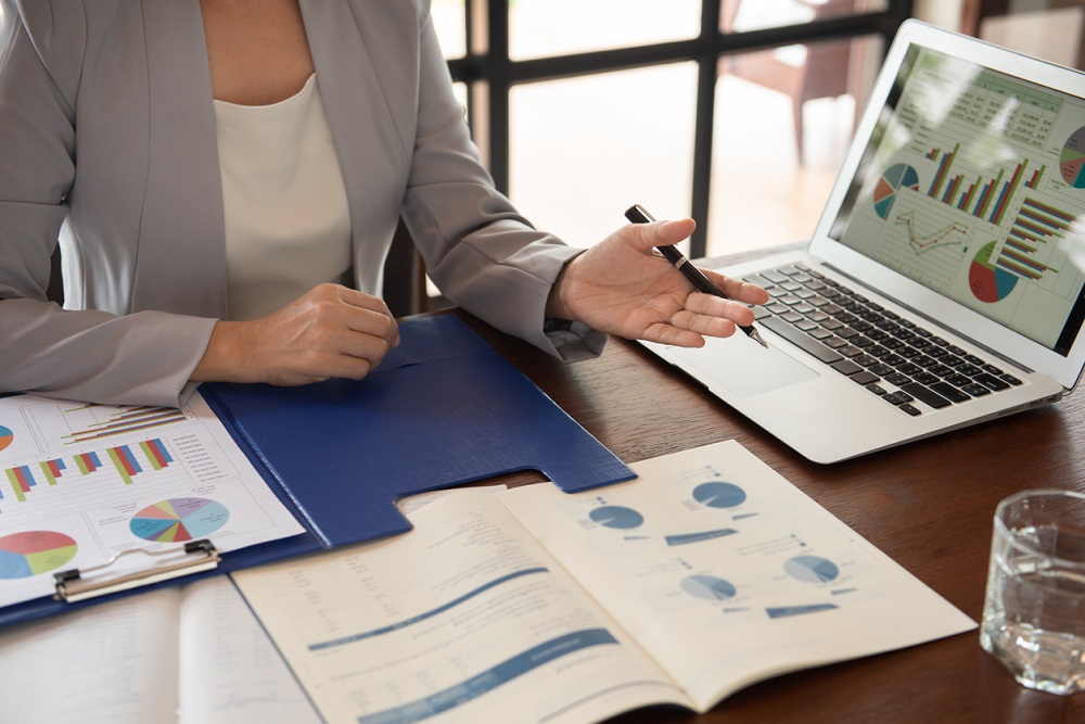 Business women working